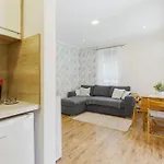 Wild Grape By Interhome