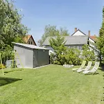 Wild Grape By Interhome Vakantiehuis Balatonmáriafürdő