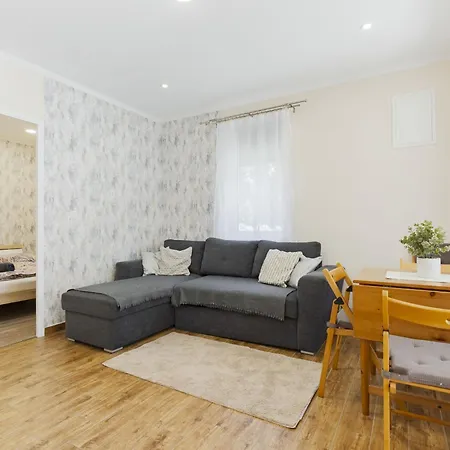 Wild Grape By Interhome Balatonmáriafürdő