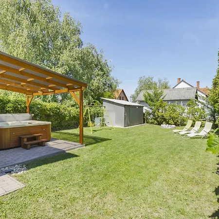 Wild Grape By Interhome Feriehus *