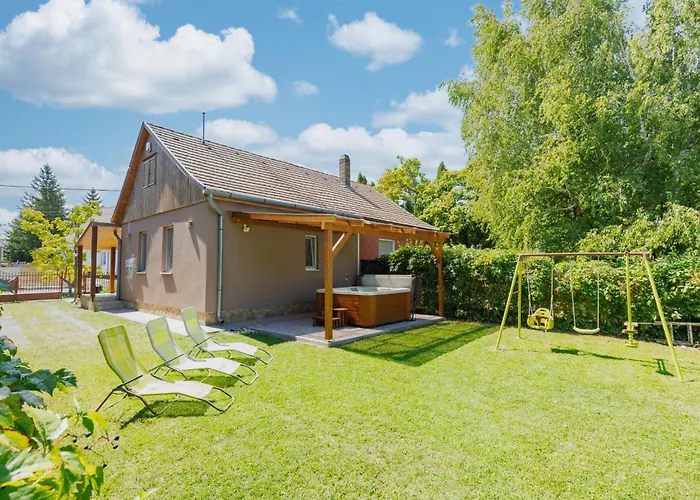 Wild Grape By Interhome Balatonmáriafürdő