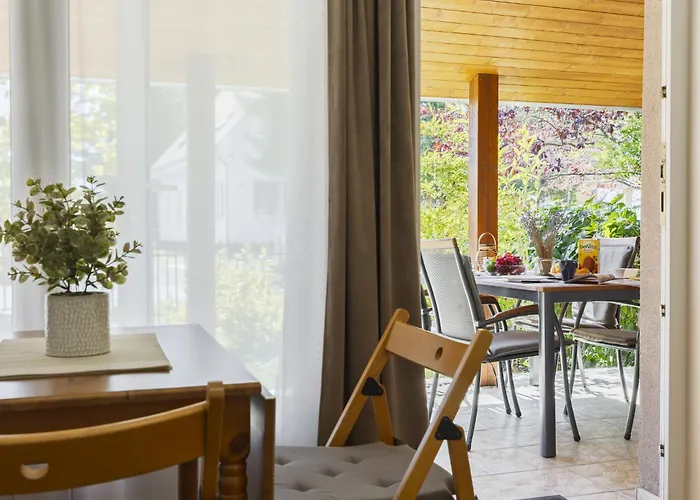 Wild Grape By Interhome בית נופש Balatonmáriafürdő