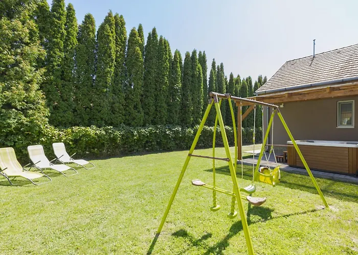 Wild Grape By Interhome Hébergement de vacances Balatonmáriafürdő