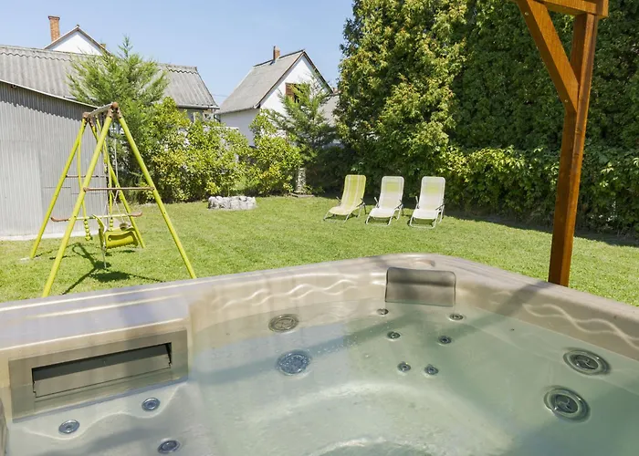 Wild Grape By Interhome Balatonmáriafürdő